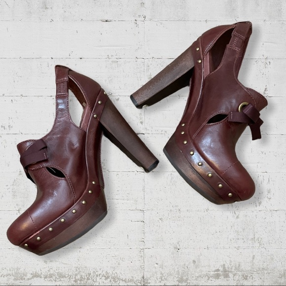 burgundy leather uggs